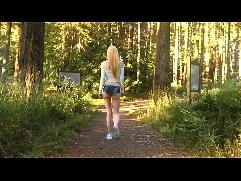 ❤️ Vakker kvinne beveger seg sakte, ikke nakenvideo ☑ Hard porno ved no.onlyhdporn.ru ❤